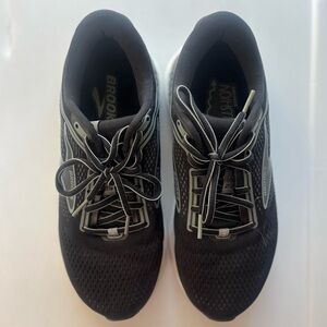 Brooks Black Running Shoes - Adrenaline GTS Style